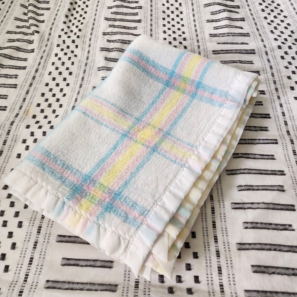 Vintage Beacon Pastel Plaid Baby Blanket Nylon Trim Acrylic WPL 1675 Blue Yellow